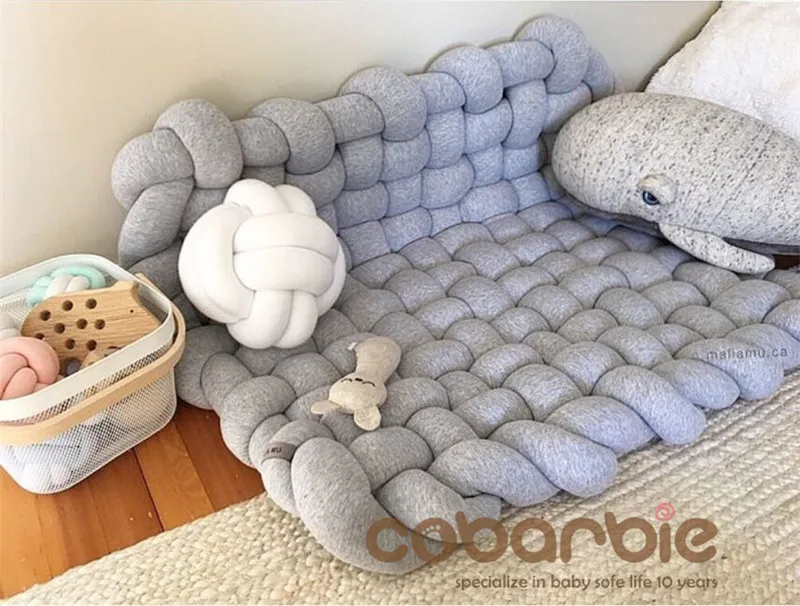 10170042199_378197899