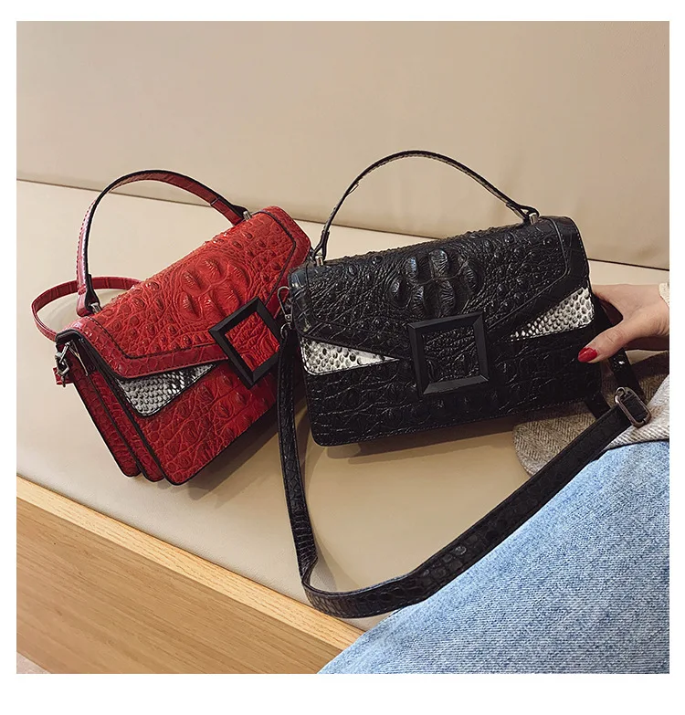 Маленькая сумка для женщин Новая корейская модная Простая цветная контрастная сумка на одно плечо Маленькая квадратная сумка