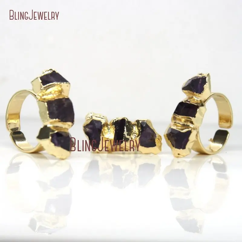 Кольцо из кварцевой точки с тремя искусственными камнями Золотое регулируемое