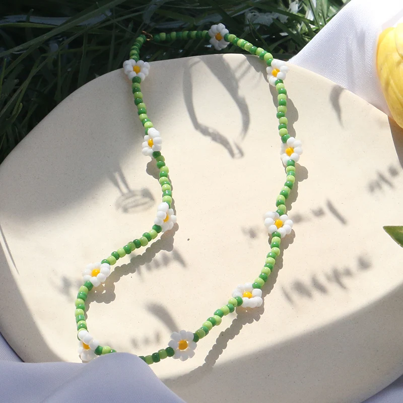 Вышитое бисером ожерелье ins ручной работы маленькие цветы ожерелье с ромашками женские шикарные ключицы колье аксессуары