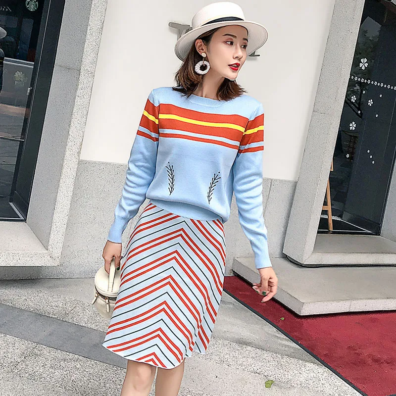 

2019 Autumn Pullover Sweater Skirts Two-piece Set for Women Long Sleeve Pull Knitted Tops + Striped Skirts Lady Fashion Suits