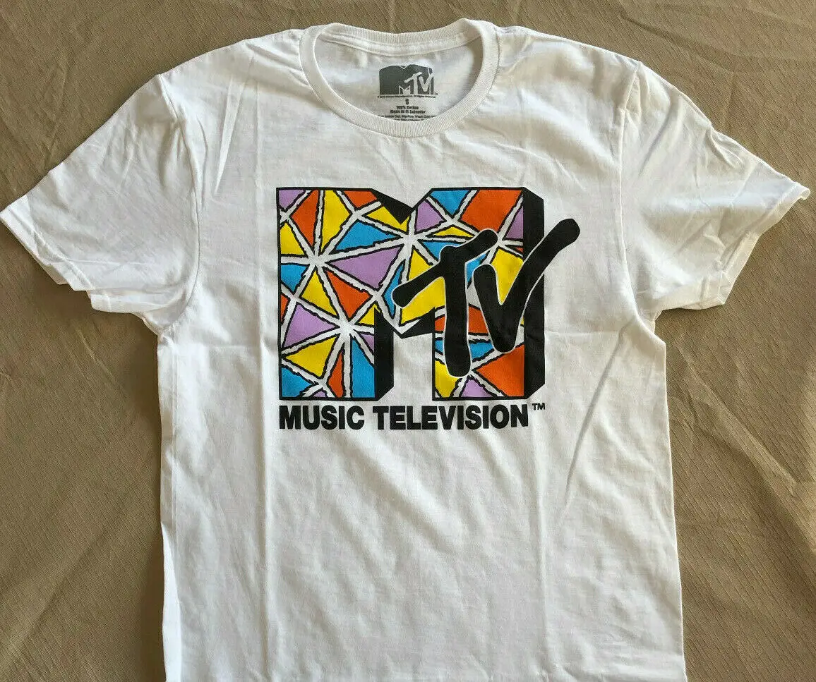 Футболки 80 рублей. MTV Music Television футболка. Футболка 80-х. Футболка в стиле 80-х. Футболка в стиле 80-х мужская.