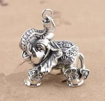 

Chinese Silver Collection Elephant Shaped Sculpture Small Exquisite Pendant Statues