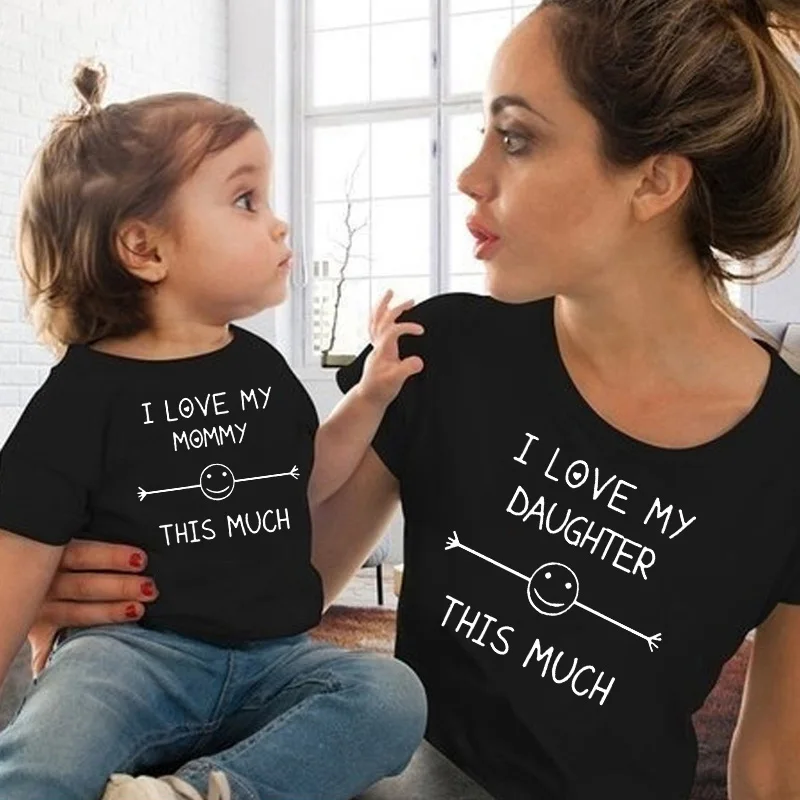 1pcs-I-Love-My-Mommy-daughter-This-Much-Family-Matching-Clothes-Mom-and-Kids-Girls-TShirt