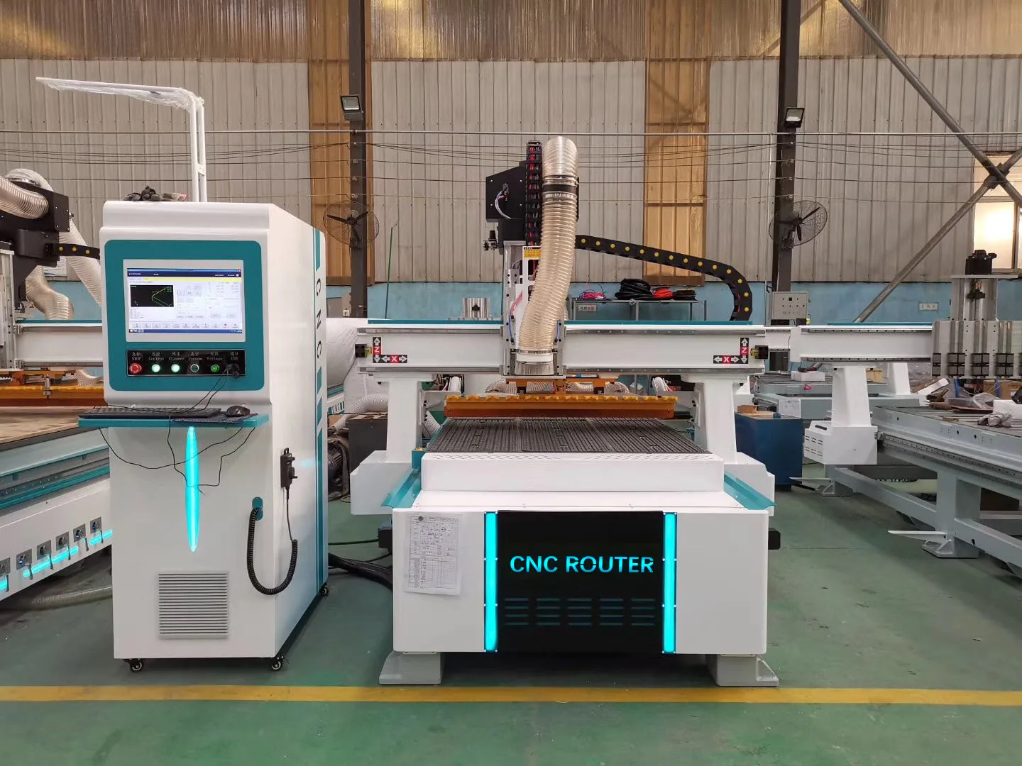 

Auto Nest Cabinet Production Line Atc Cnc Router For Furniture With Loading Platform 4*8 ft Cnc Wood Cutting / Engraving Machine
