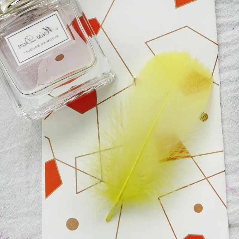 yellow50pcs 100 шт./упак. подарочная упаковка красочные перья страуса Материал коробка наполнитель для рукоделия одежда для свадьбы, дня рождения украшения Аксессуары в комплекте - Цвет: yellow50pcs