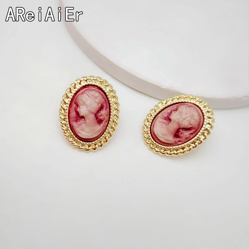 Серьги из сплава инкрустированные смолой красивые Портретные серьги Модные