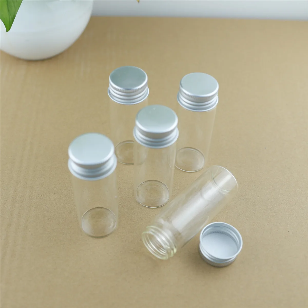 24 PCS/lot 20*30*80mm 40ml Small Glass Bottles Aluminum Caps Glass Tiny Jars Vials Transparent Glass Containers Perfume Bottles 5