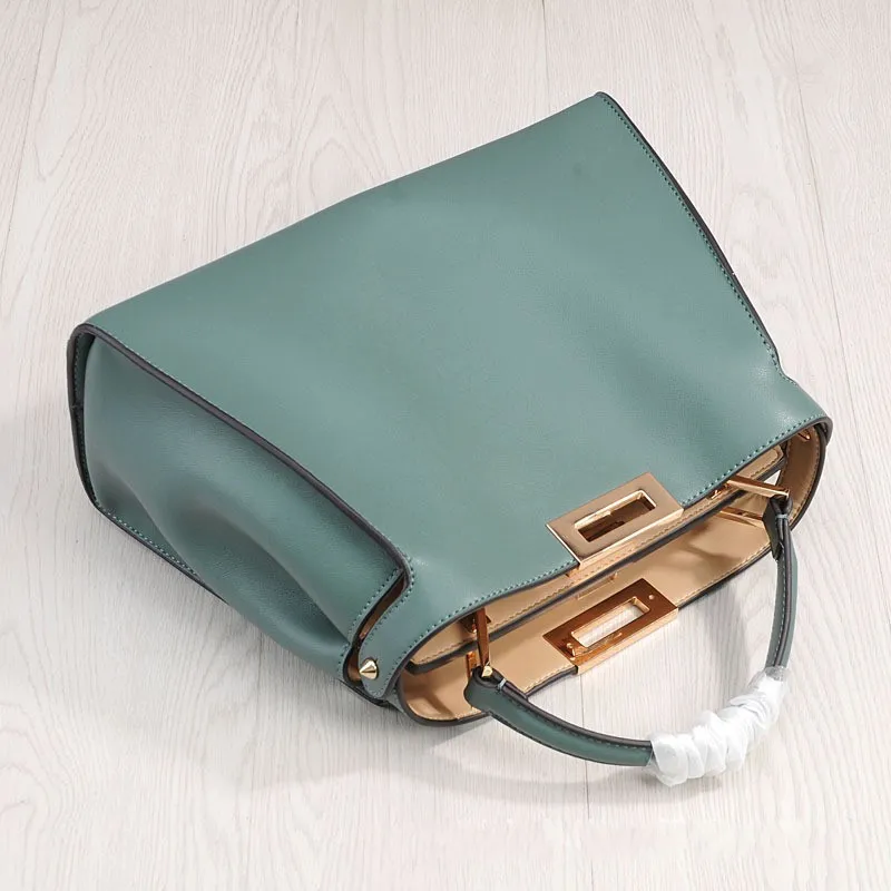 conew_12026734686_992063094_conew1