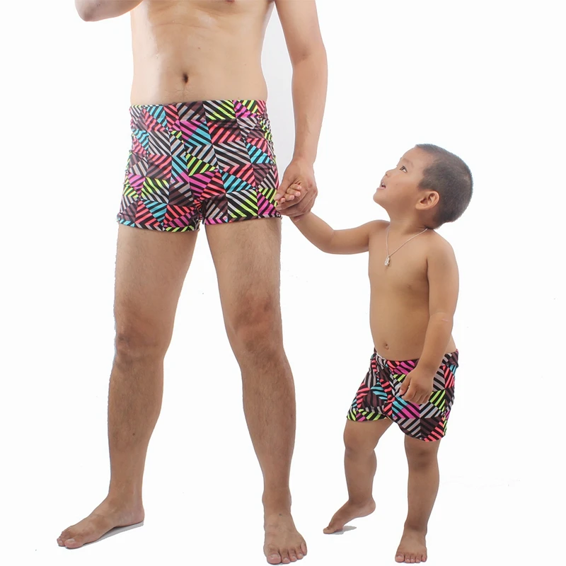 

2021 Summer Parent Child Swimming Trunk Bathing Suits Family Set Swimsuit Men Beachwear Kids Swimwear