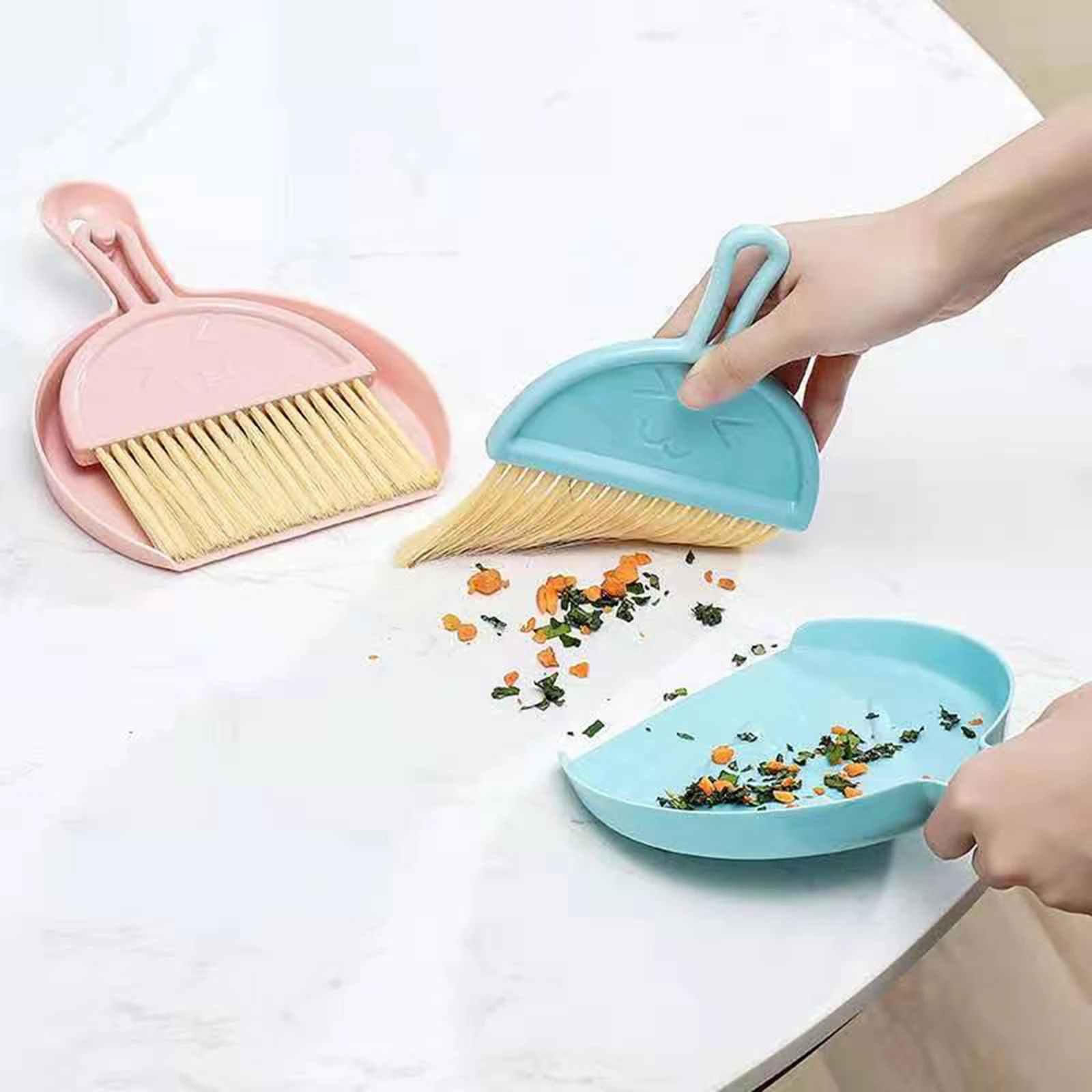 Pelle à poussière et brosse, 2 mini pelle à poussière et balai de nettoyage  portable avec brosse à main pour clavier d'ordinateur, bureau, table de  voiture et plus encore (2 couleurs) 