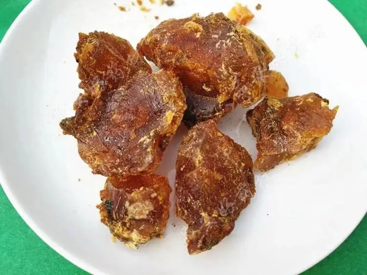 Священная Высококачественная живая камедь кусочки смолы (Commiphora myrrha) из Эфиопии
