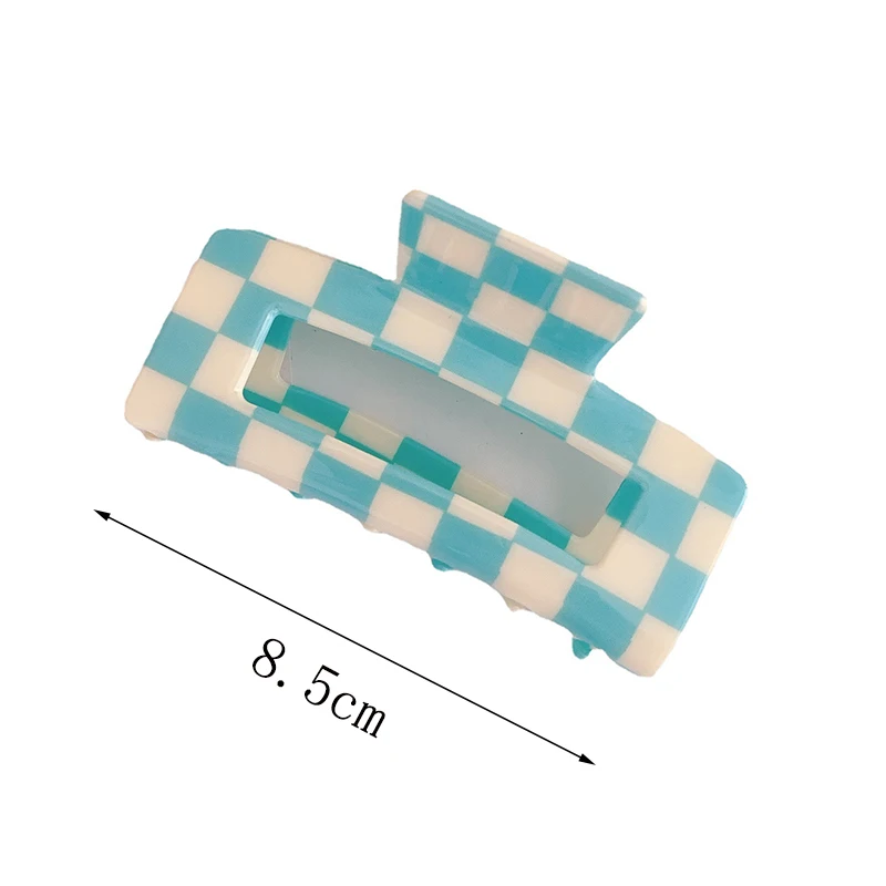 Рисунок 4 - Заколка-краб для волос в клетку женская