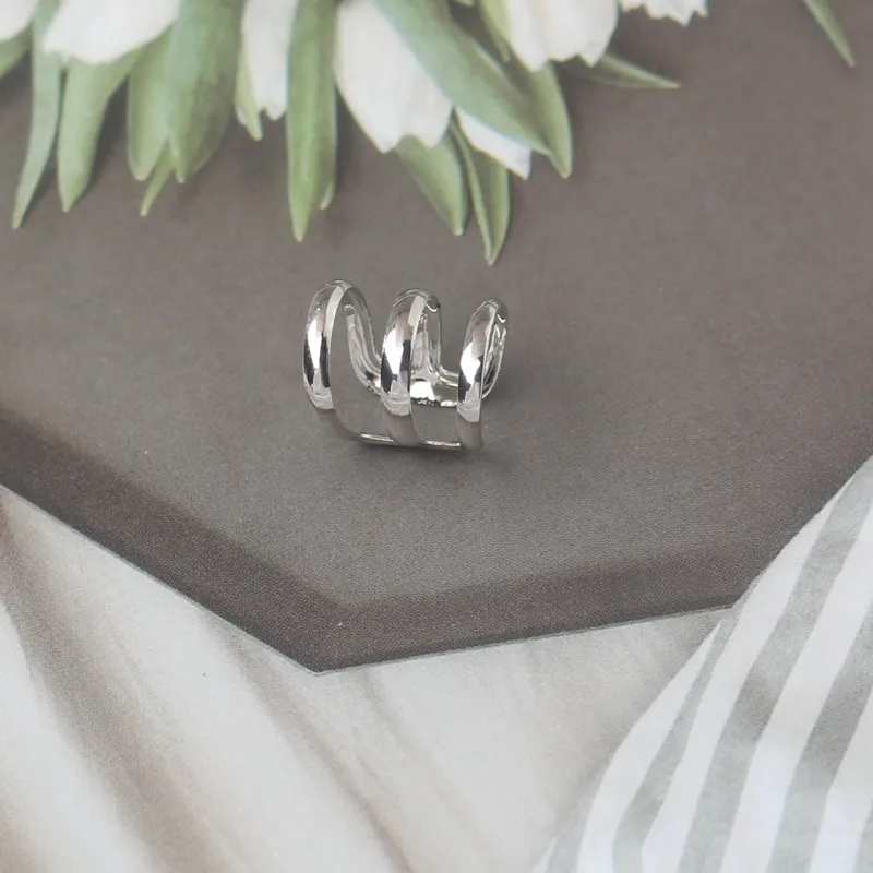 Gold Color Ear Cuff ear clip earrings clip earrings ear clip ear accessories without Piercing Ear Clips For Women Simple Metal Clips On Punk Personality Clip Earrings Party Gift