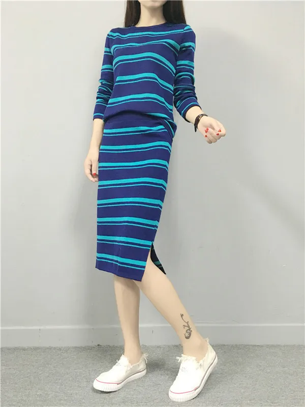 Свитер женский костюм осень новый стиль длинный рукав полосатый свитер женское платье юбка корейский стиль разрезная юбка комплект из