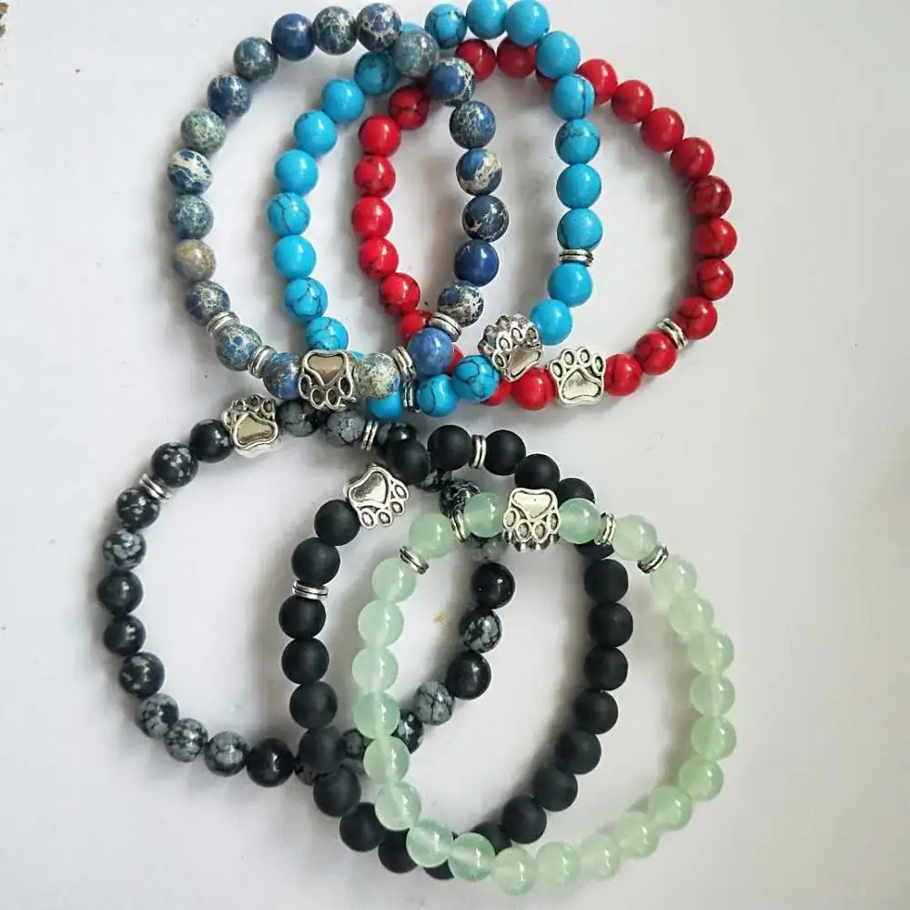 Женский браслет из натурального камня и Howlite с изображением милой собачьей