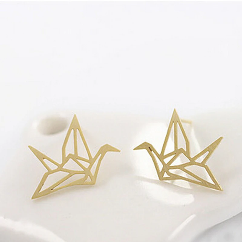 

Lovely Hollowed Ear Studs Chic Birds Earrings Korean Pendientes Women Fashion Jewelry New Cute Origami Crane Stud Earrings