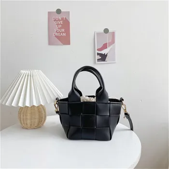 

2020 New Women's Bag Woven Small Square Bag Summer Handbag Single Shoulder Dual Purpose Business Package