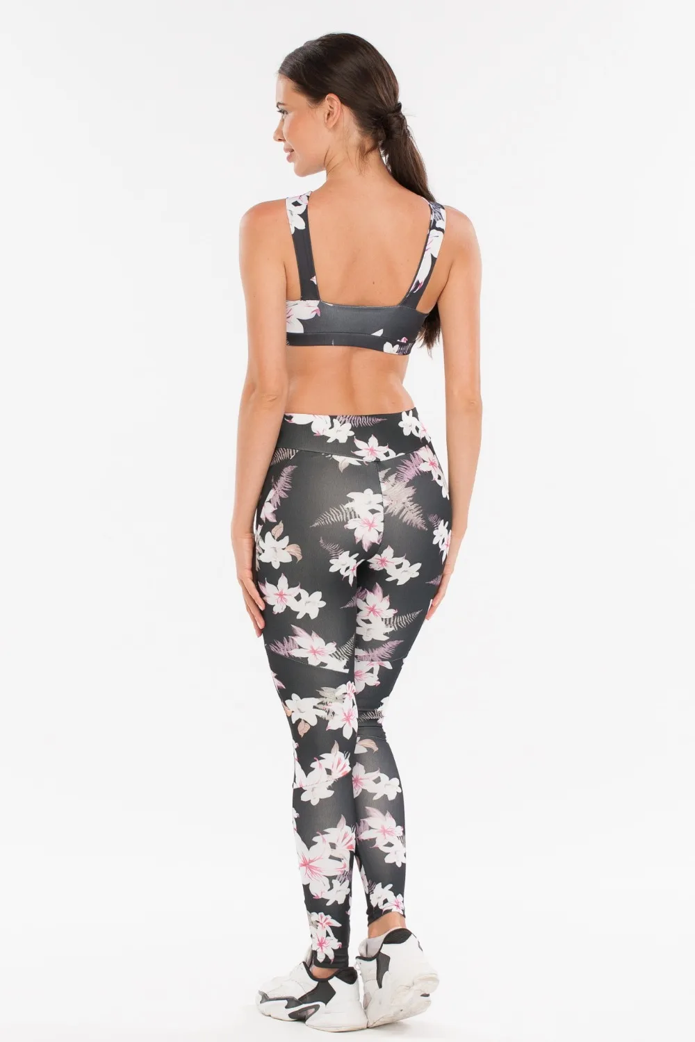 13496481691_468580425