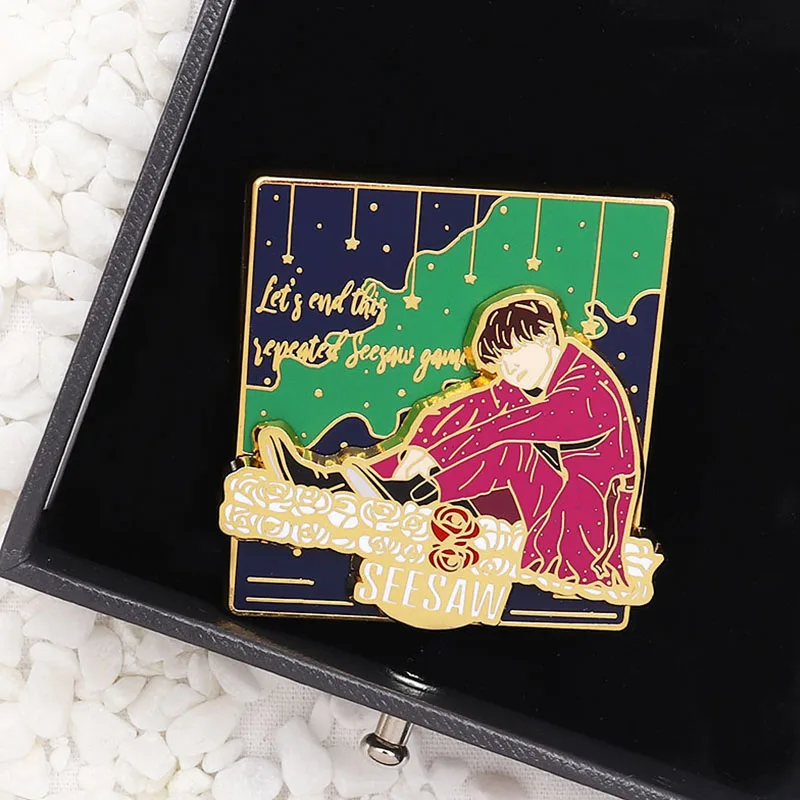 1 шт KPOP Bangtan Pin Seesaw Броши Let's End This Sepeated Seesaw игровые значки движущиеся комбинированные брошь, эмалированный штифт ювелирные изделия подарок - Цвет: Белый