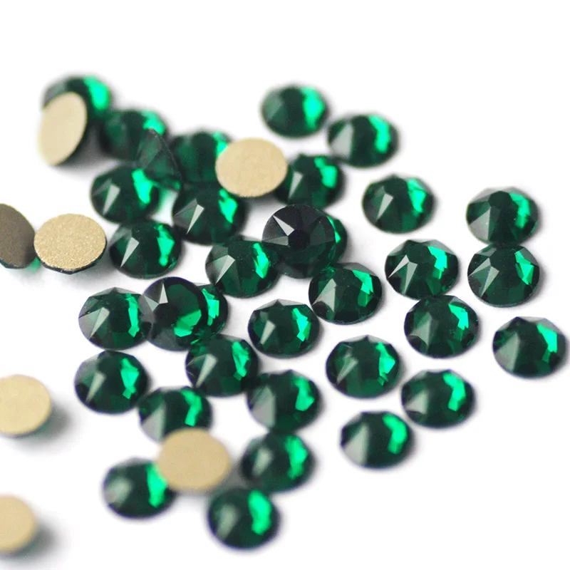 YANRUO Crystal 8 big+ 8 Small Facets Emerald Glass Decorations for Nail Design Nail Rhinestones Stones DIY