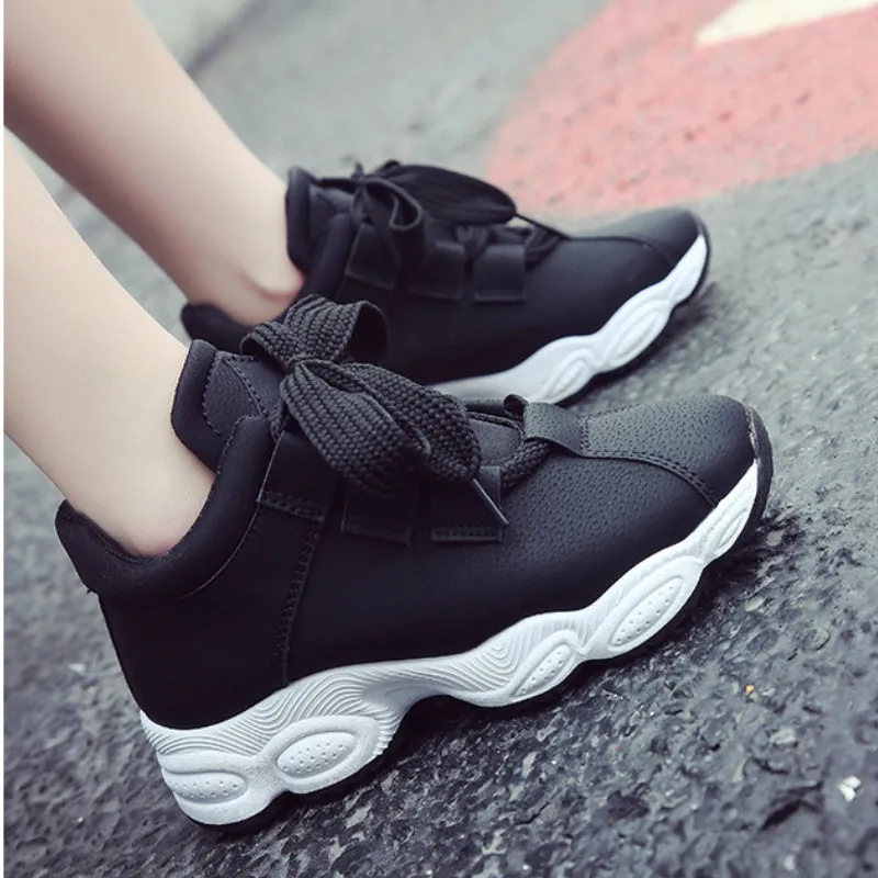 

2019 Running Shoes Female Platform Sneakers Woman Comfortable Breathable PU Flats Women Sports Shoes Chaussure Femme