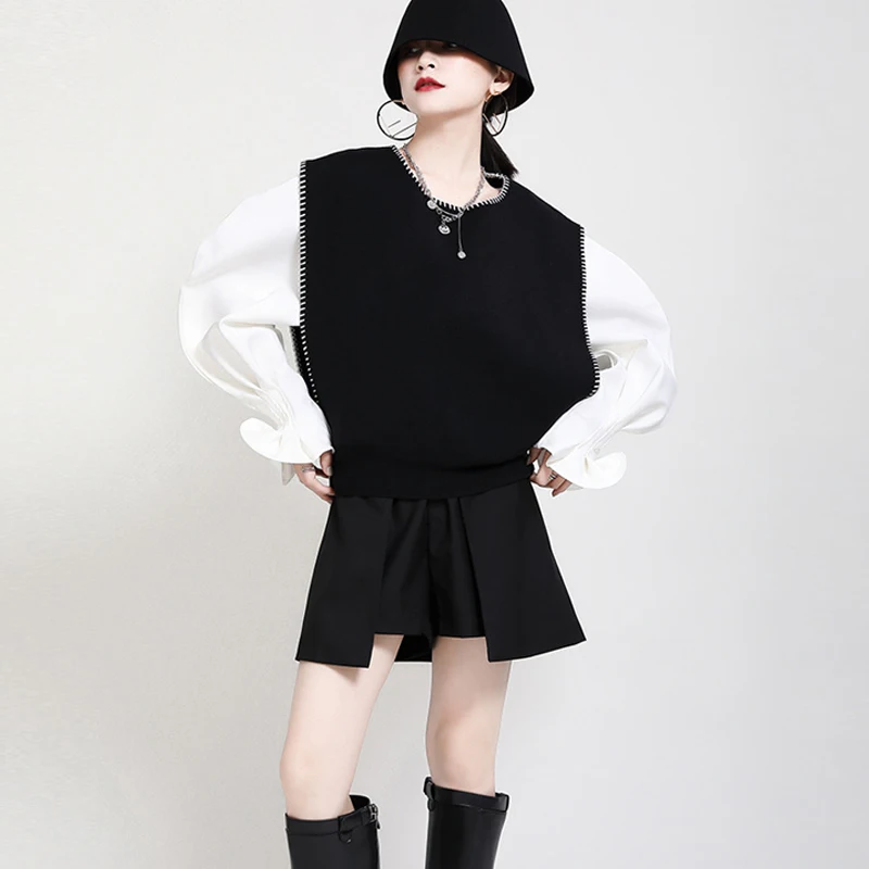 

Women Loose Knitting Black Vest Split Sweater Big Size Round Eck Sleeveless Fashion For Autumn Winter