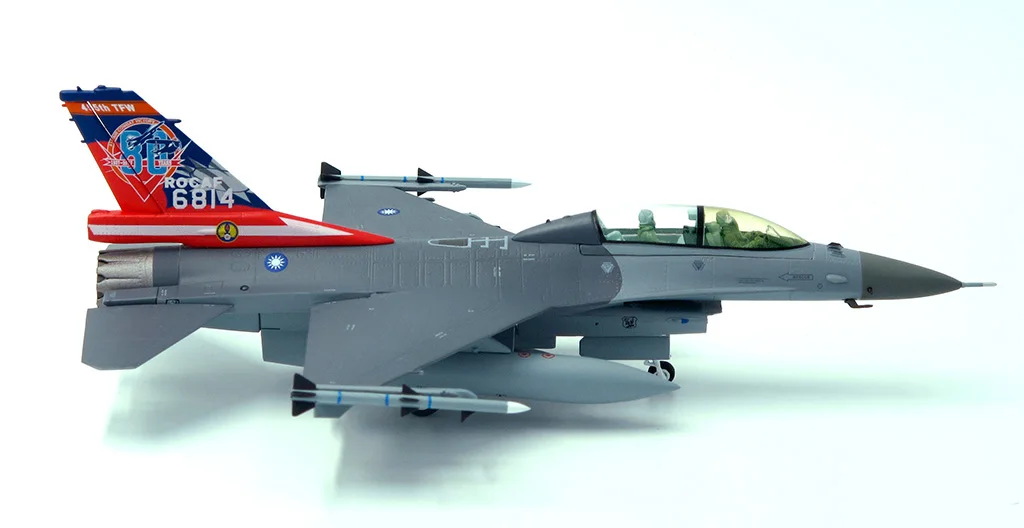 Fine 1: 72 Американский F16B модель самолета из сплава коллекция