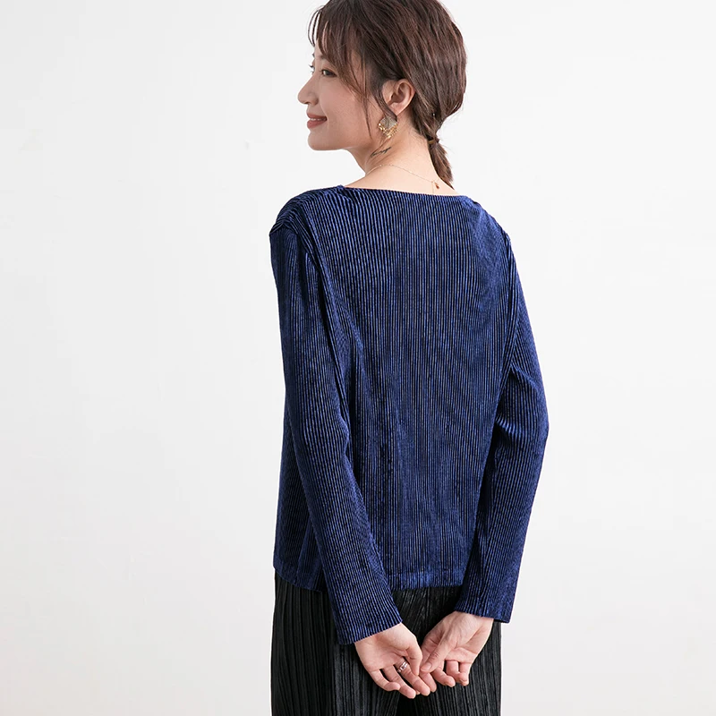 Velvet Women's clothing Fashion New style in autumn and winter Fold Velvet Long sleeves Bottoming Women's T-shirt