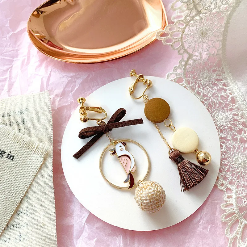 

Japanese Bow Bird Wood Tassel Asymmetrical Long Section No Pierced Ear Clip For Woman&girls Cute Jewelry Wholesale