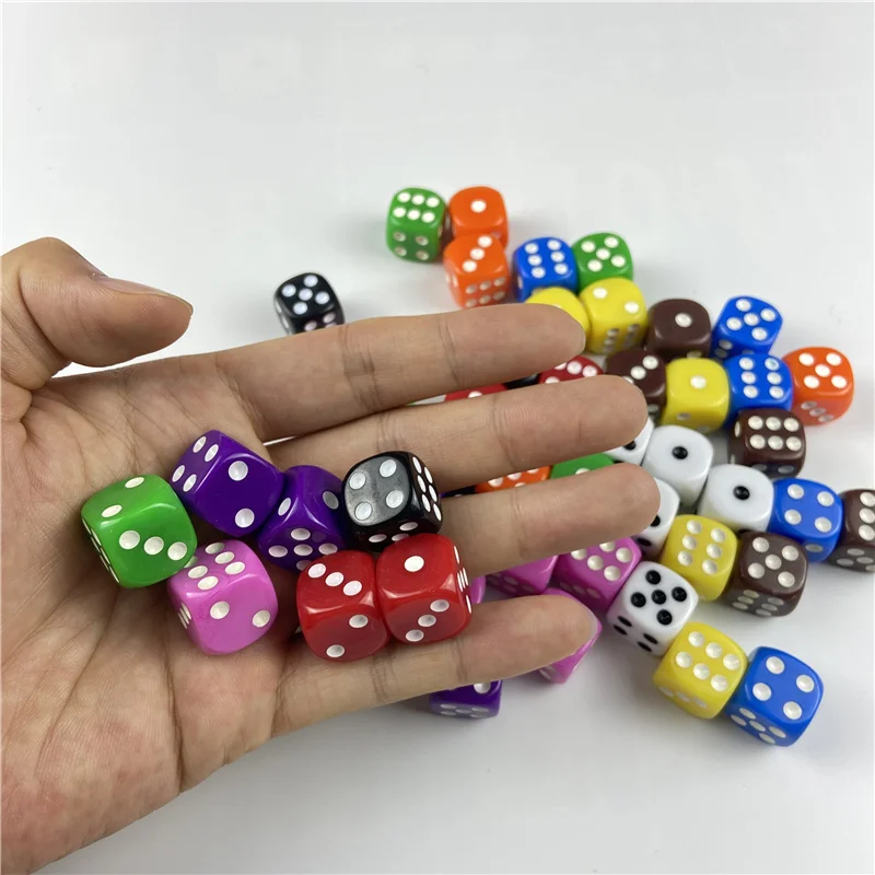 10Pcs/Lot 16mm  White Round Corner Drinking Dice Acrylic Hexahedron Dice Party Playing Games RPG Dice Club/Party/Family Games