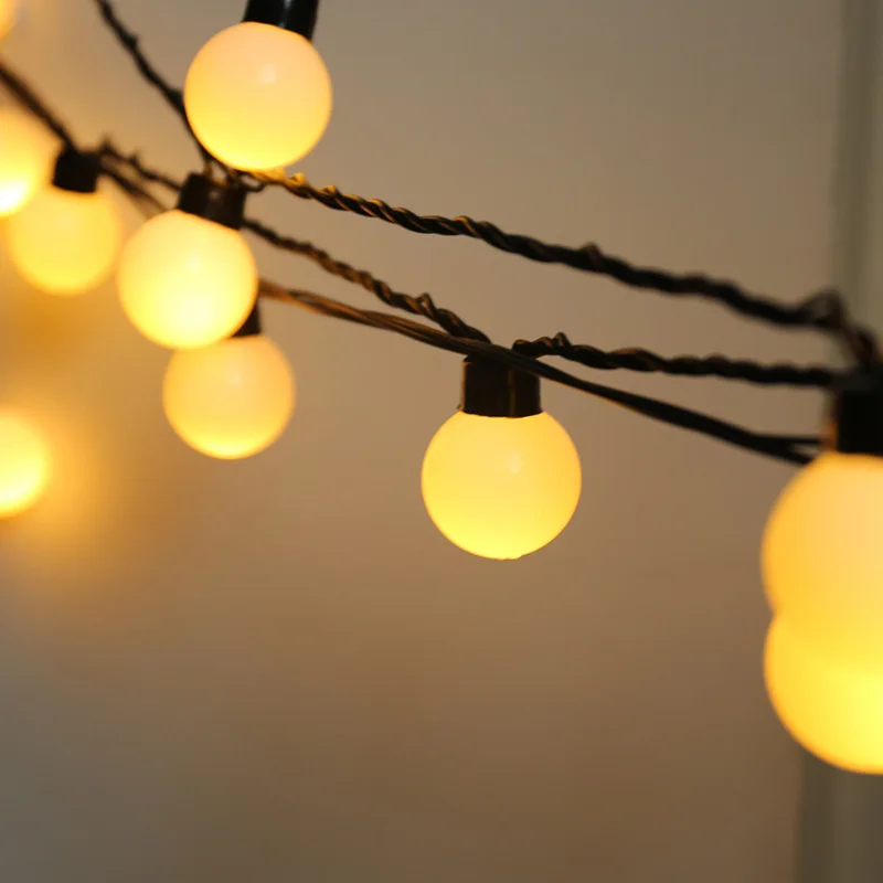 

LED Colored Lamp Flashing Light String Lights 4cm Large round Ball Colorful Lights 5 M 20 Lights Christmas Wedding Holiday Decor