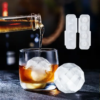 

Silicone Ice Tray Ice Maker with Lid Homemade Do Hockey Useful Product Small Household Quick-frozen the Refrigerator Frozen Ice