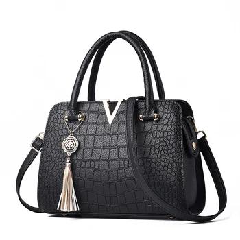 

Mom's Alligator Tassel Pendant Large Capacity Handbag Fashion Multifunction Soft Leather Shoulder Bag Elegant Party Crossbody