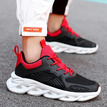 

High Quality White Mesh Mens Brand Sneakers Breathable Male Flat Casual Shoes Ins Hot Sale Boys Flats Casual Shoes Running Shoes
