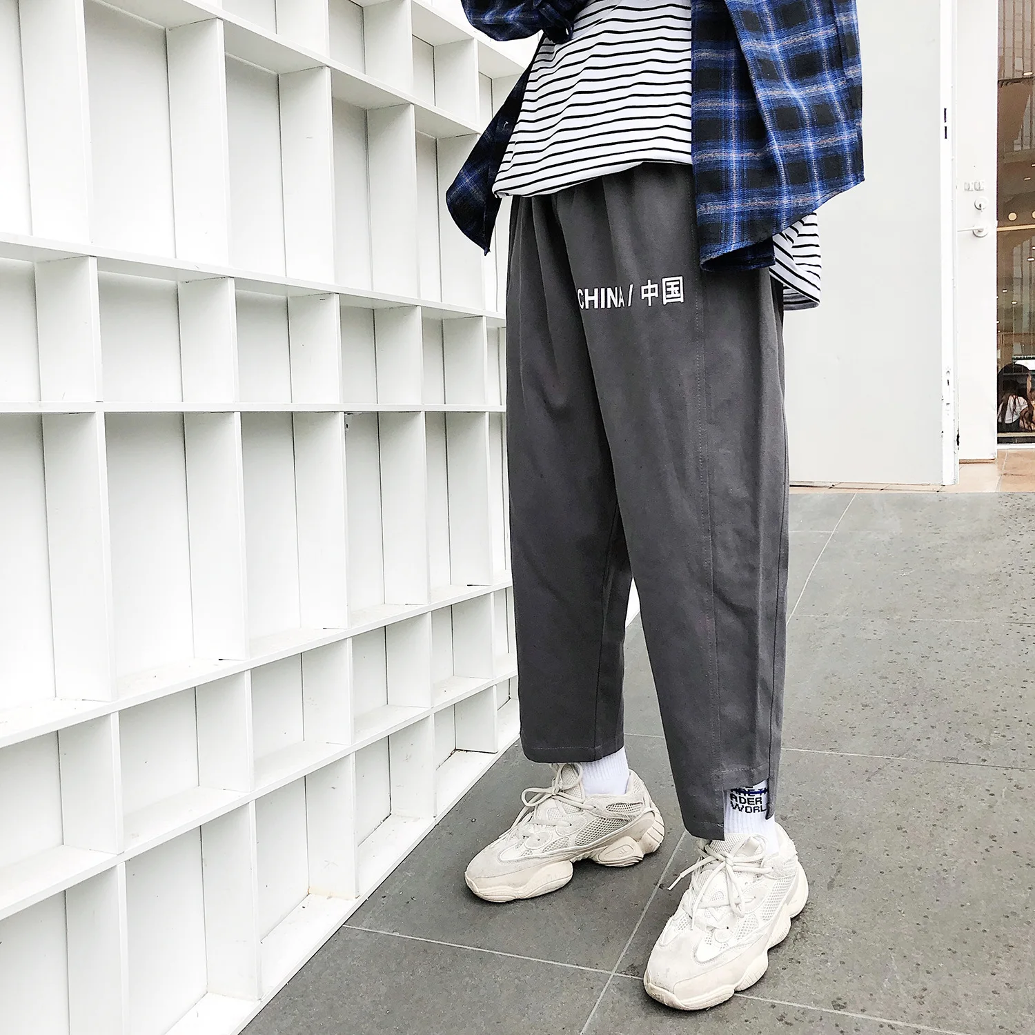 

Hong Kong Style Street 2018 Autumn Trend Men Loose-Fit Capri Pants Skinny Teenager Casual Lettered Print Pants Cotton