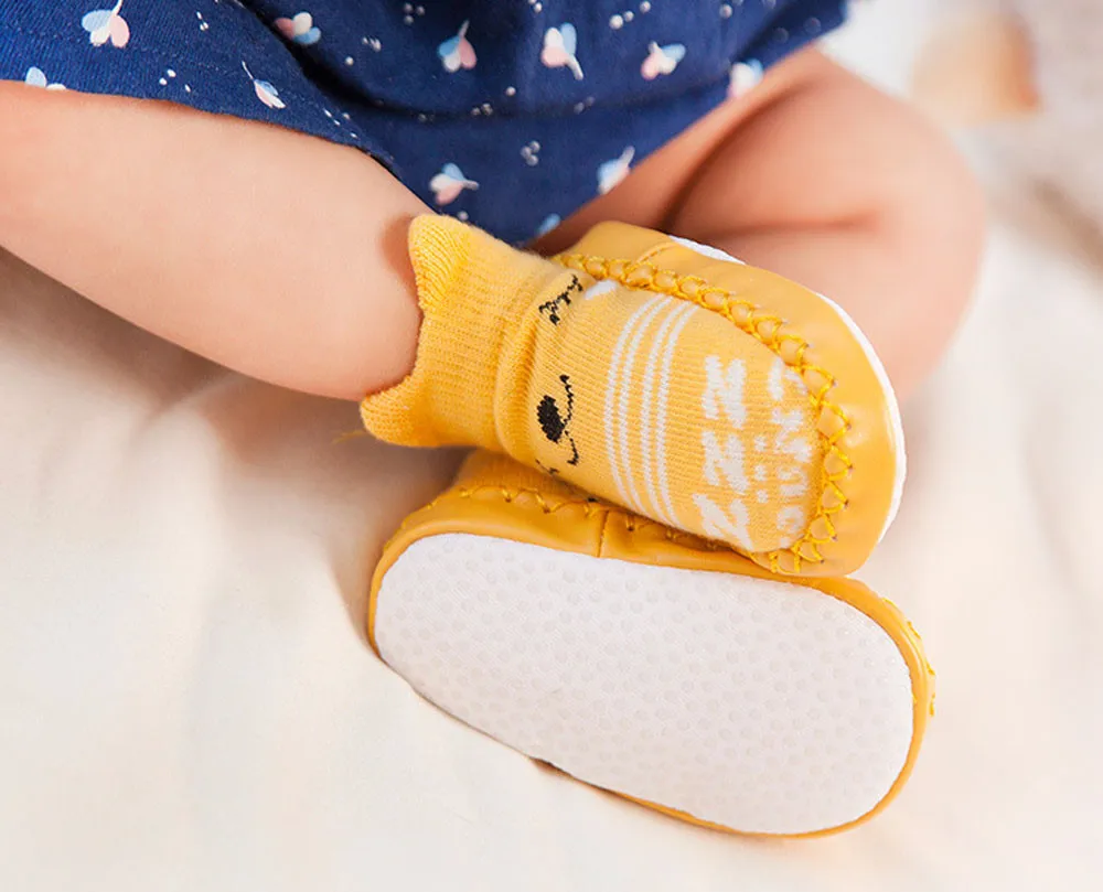 Нескользящие носки с рисунком для новорожденных девочек и мальчиков; тапочки с колокольчиками; удобные домашние детские кроссовки