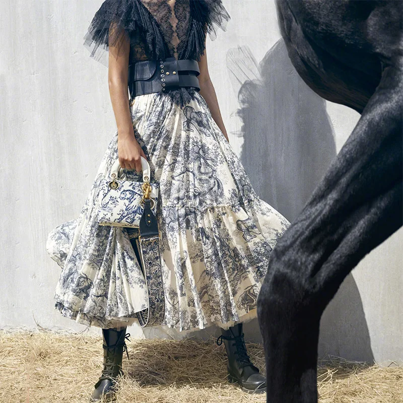 

Runway Design Long Maxi Skirts Womens 2019 Summer New Ink Totem Forest Animals Print Ruffled Pleated Skirts Jupe Femme