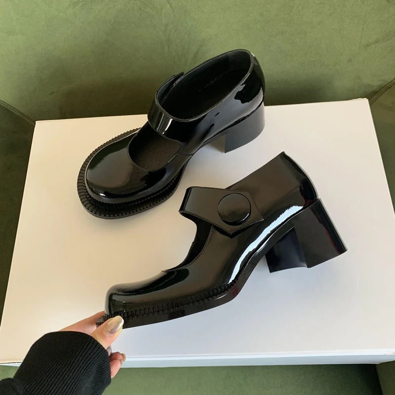 Женские модельные туфли-лодочки на платформе; Черные Кожаные Туфли Мэри-джинс; женская уличная обувь в винтажном стиле; zapatos mujer; обувь с круглым носком на не сужающемся книзу высоком массивном каблуке