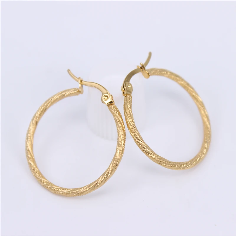 Горячая Распродажа, несколько размеров, золотой цвет, классические ювелирные изделия из нержавеющей стали, простые серьги-кольца для вечеринки для женщин LH770