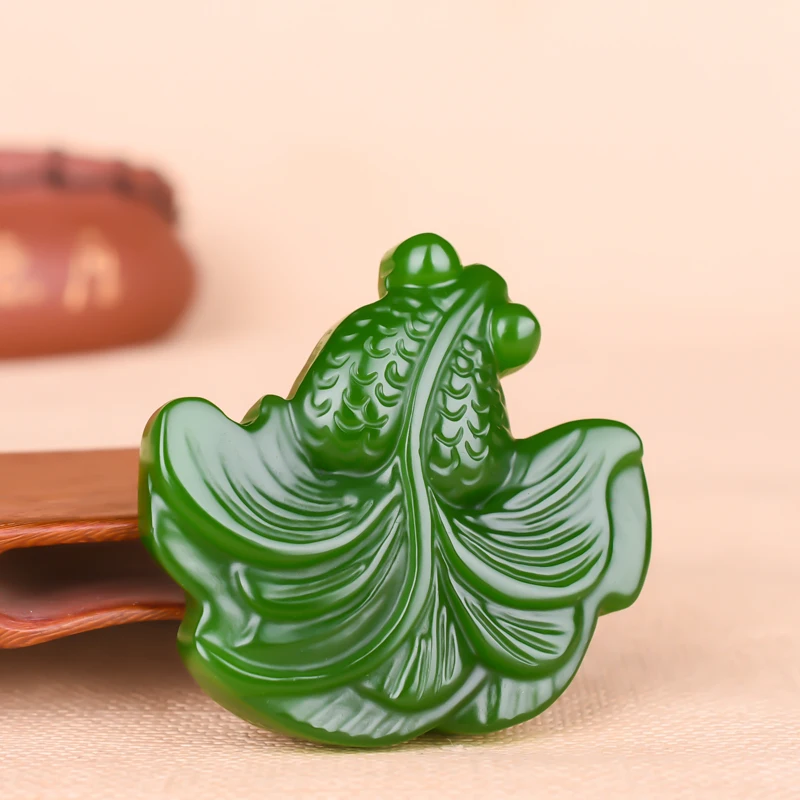 

Hand-Carved Goldfish Natural Green Jade Pendant Necklace Chinese Charm Jewelry Fashion Accessories Amulet for Men Women Gifts