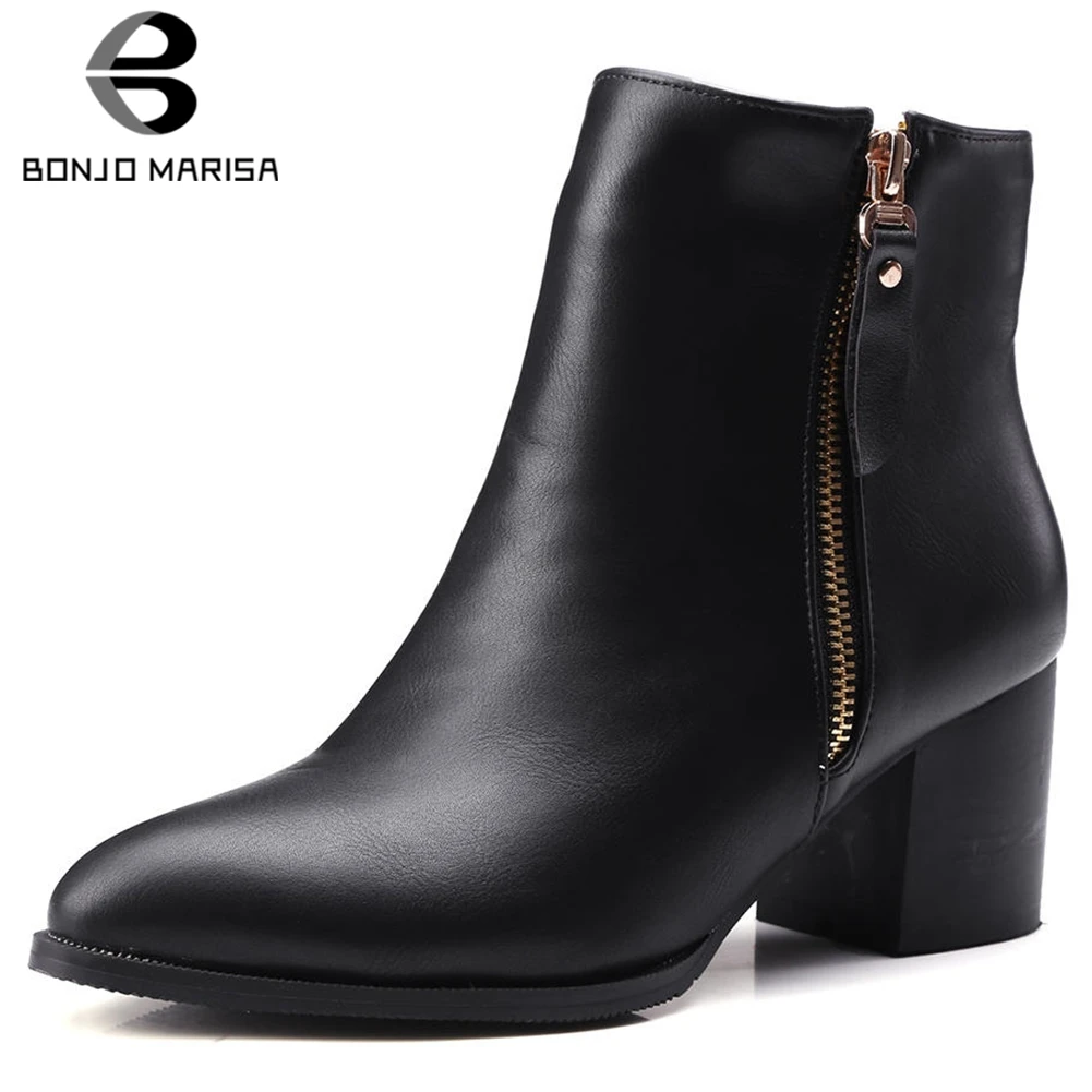 ladies black boots size 6