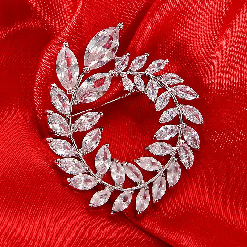 

Hot Sales Micro inlay zircon brooches accessories High Quality Fashion Classic Flower Brooch For women Suit Corsage