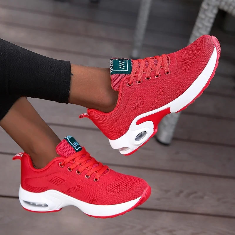 Модные женские легкие кроссовки для бега, уличная спортивная обувь удобные дышащие туфли для бега, спортивная обувь с воздушной подушкой, на шнуровке