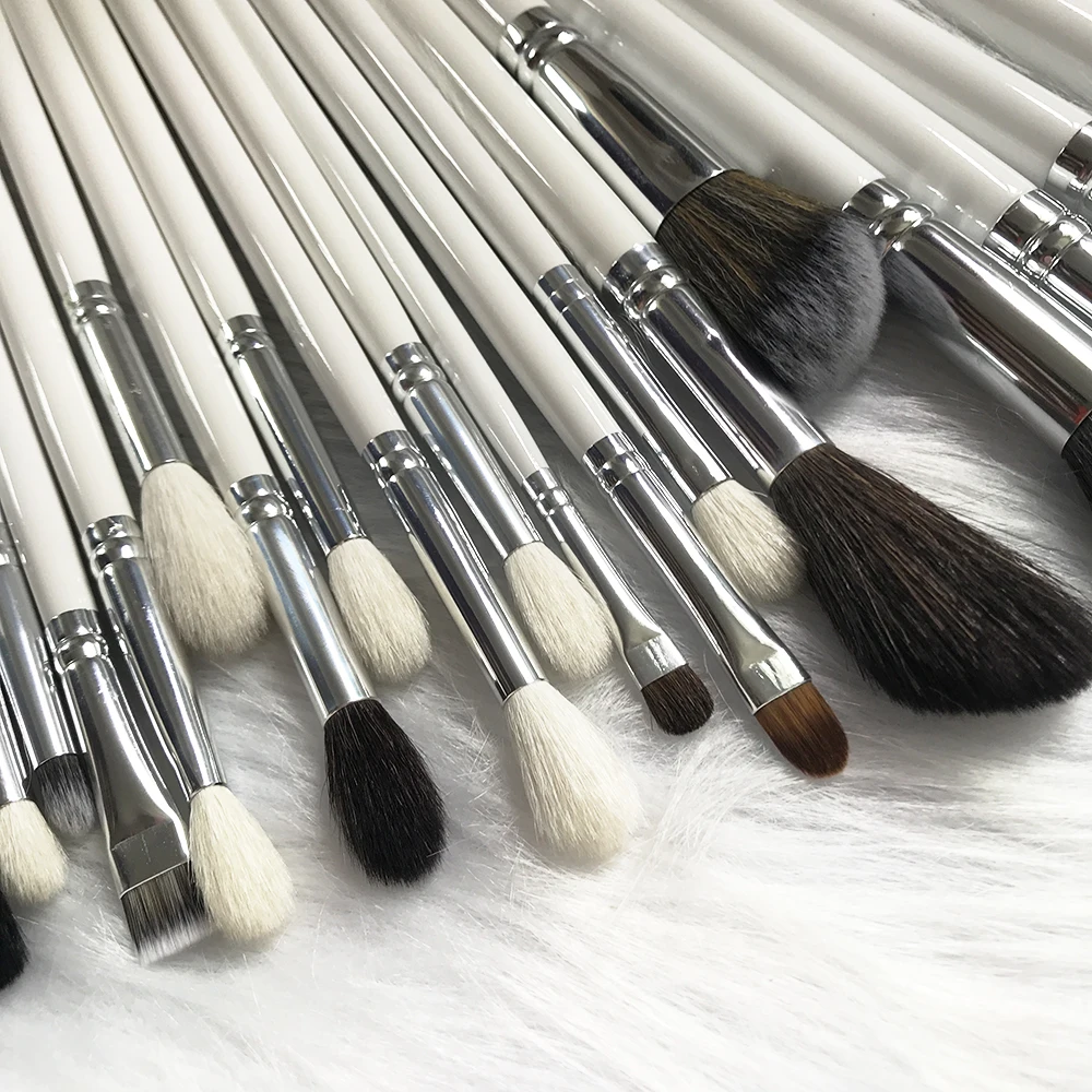 

24pcs wooden handle synthetic goat hair make up brushes set professional makeup artist brush set