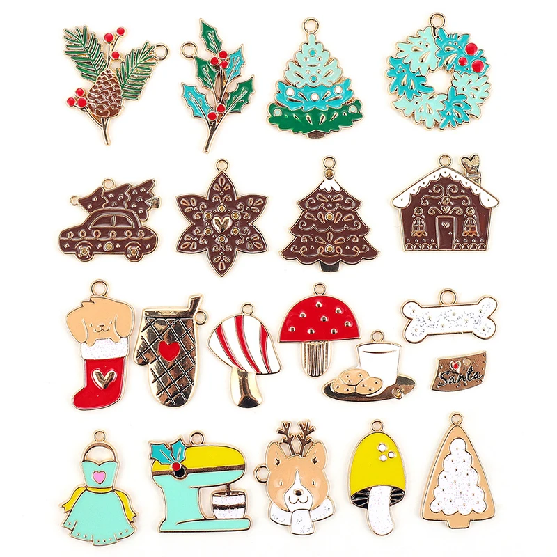 Lot De 16 Décorations De Noël - Pères Noël En Bois De 20 à 60 Cm - Modèles Différents, Neufs
