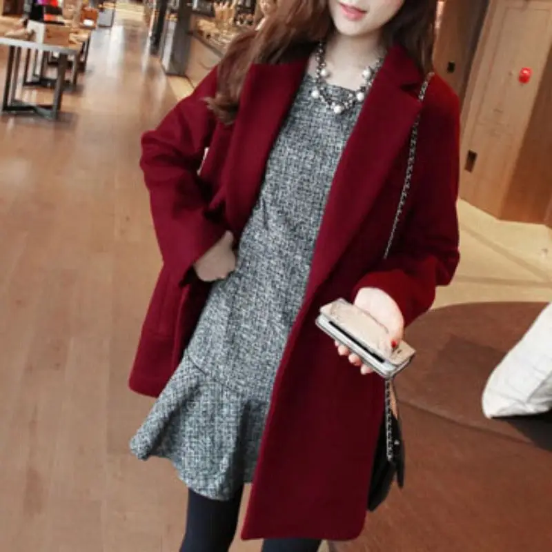 Женская Осенняя зимняя теплая Толстая шерстяная верхняя одежда, модное приталенное пальто, однотонная куртка с длинным рукавом и отворотом в Корейском стиле