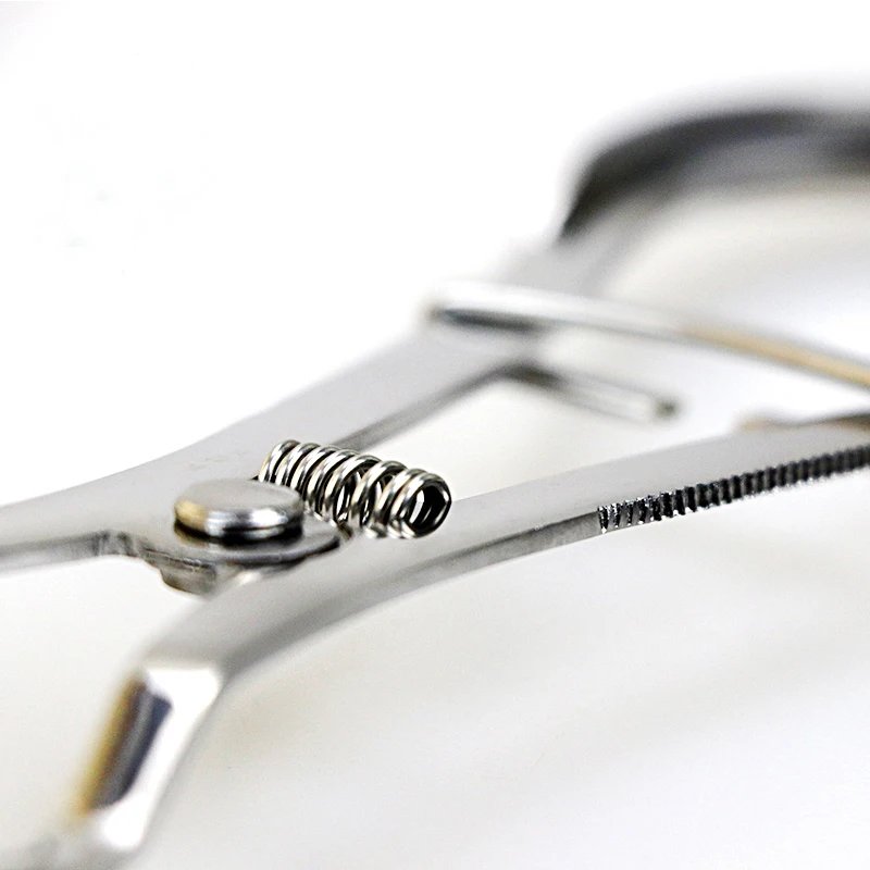 Рисунок 6 - резиновый зажим цвета слоновой