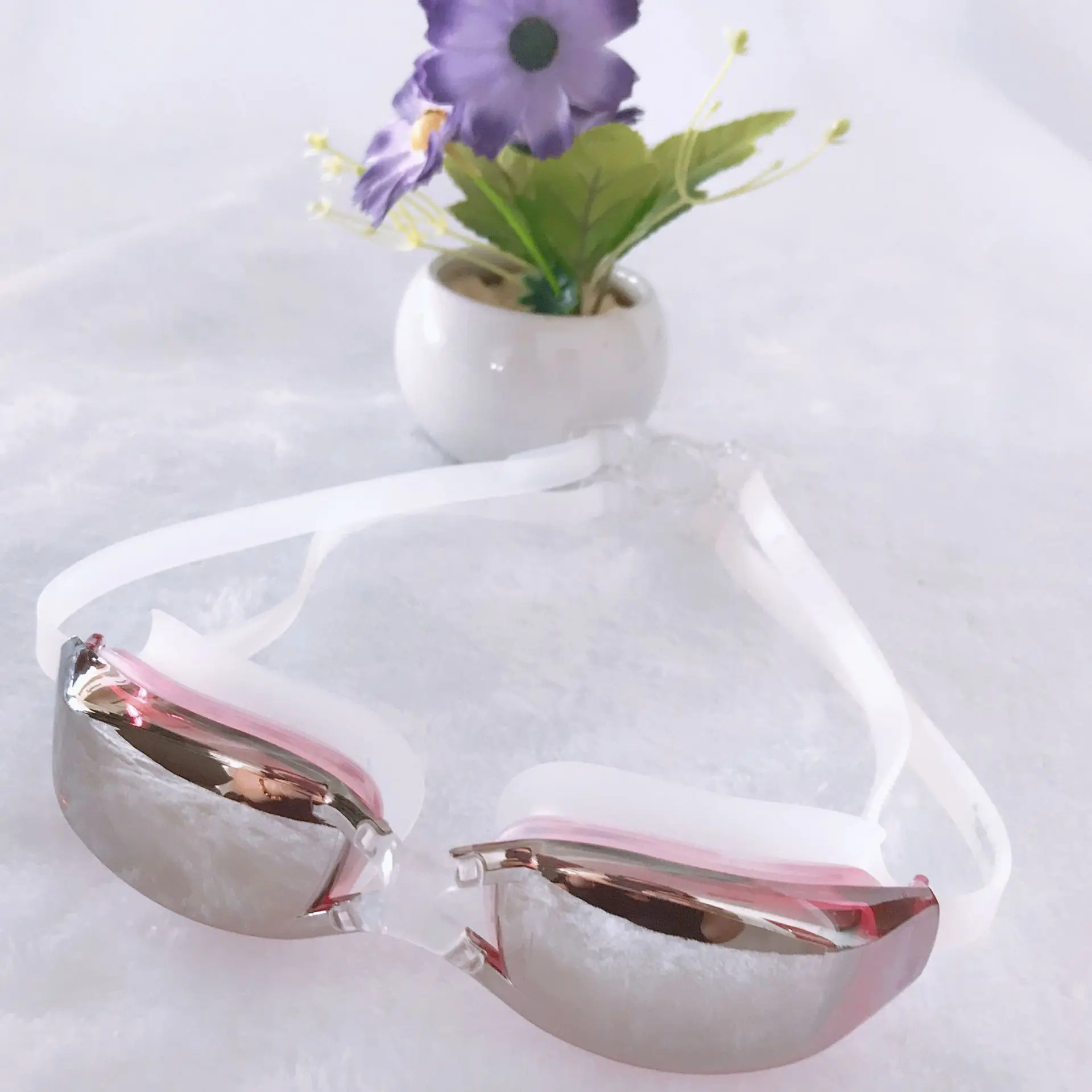 Goggles стиль плавательные очки Кремнеземные гелевые очки Анти-туман Водонепроницаемый для мужчин и женщин большая коробка гальванические стекла Custo