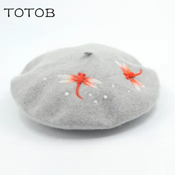 

Cartoon dragonfly wool beret female autumn and winter warm beret handmade Chinese style pattern painter hat rural elegant hat